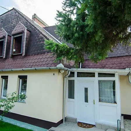 Apartmanhaz Apartment Balatonfured