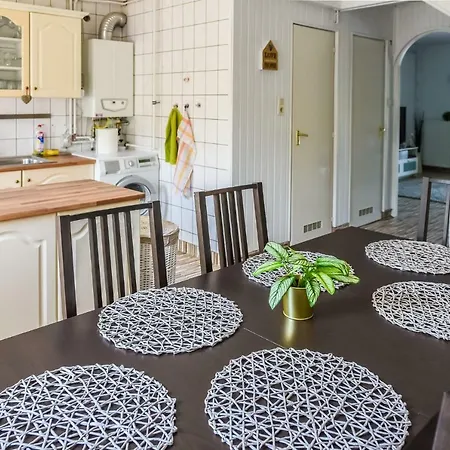 Apartmanhaz Apartment