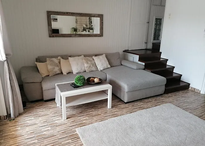 דירה Apartmanhaz