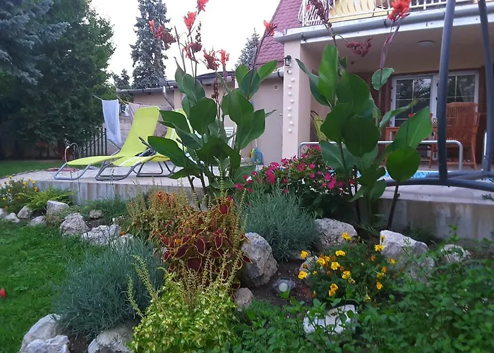 Apartmanhaz דירה