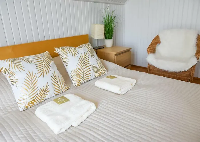 דירה Apartmanhaz *