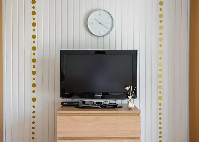 Apartmanhaz דירה באלאטונפורד